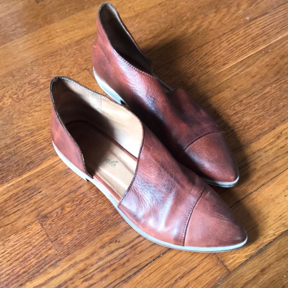 Free People Original Royale Flats in whiskey